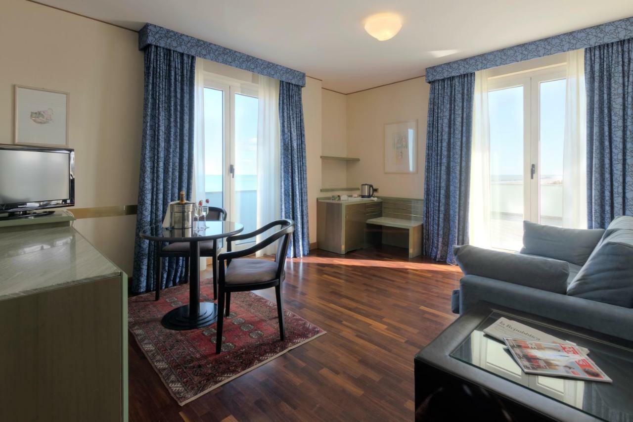 Hotel Royal Fermo Exterior photo